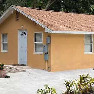 The Big Little House “la Casita” Holiday home Tampa
