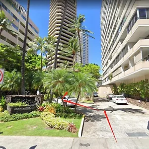 Apartment Waikiki Steps To Beach-mall Free Parking-wifi, Honolulu